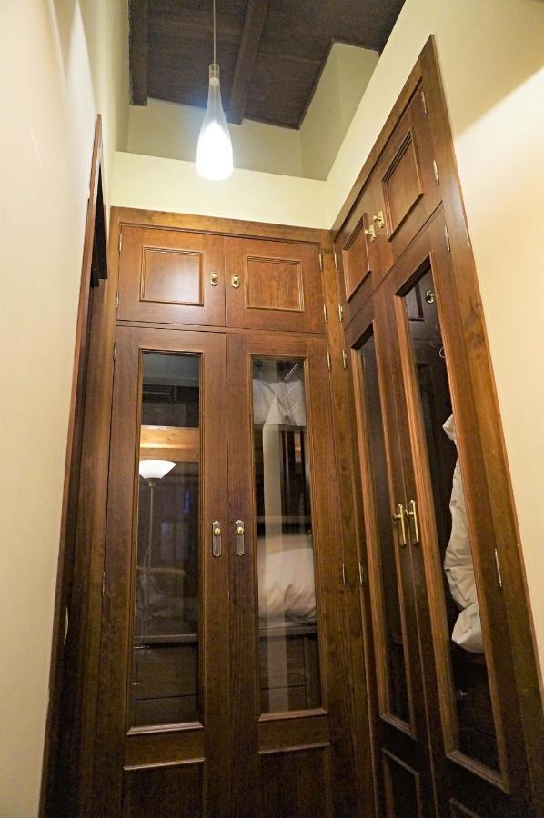 Feria Palace Apartment Sewilla Zewnętrze zdjęcie